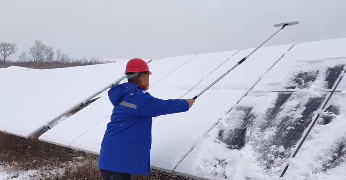 福山漫銀沙 風(fēng)雪運(yùn)維人.png